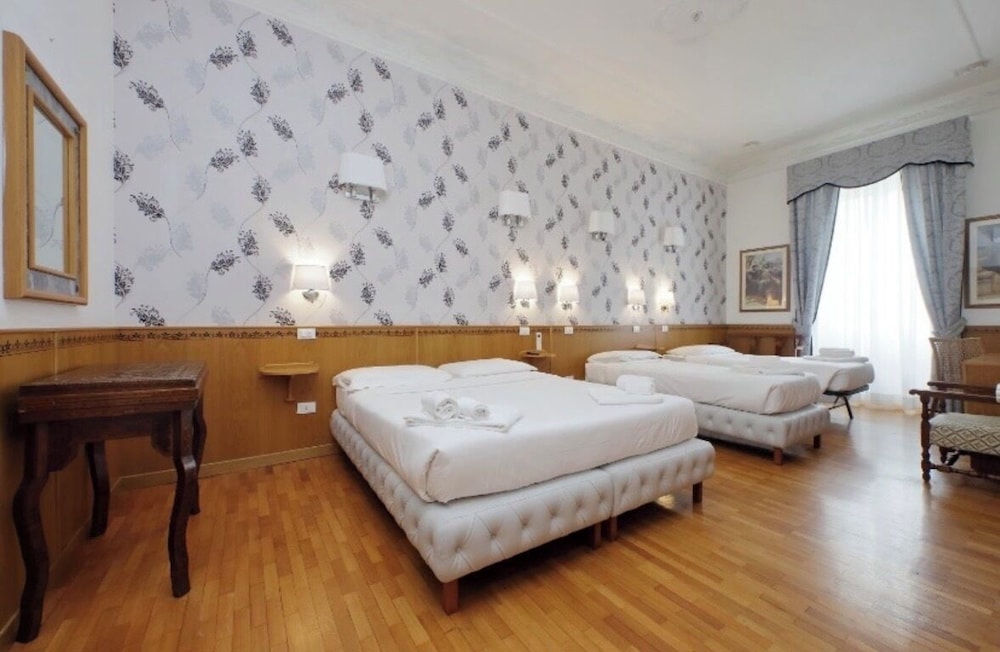 Sonnino Suite 24/59