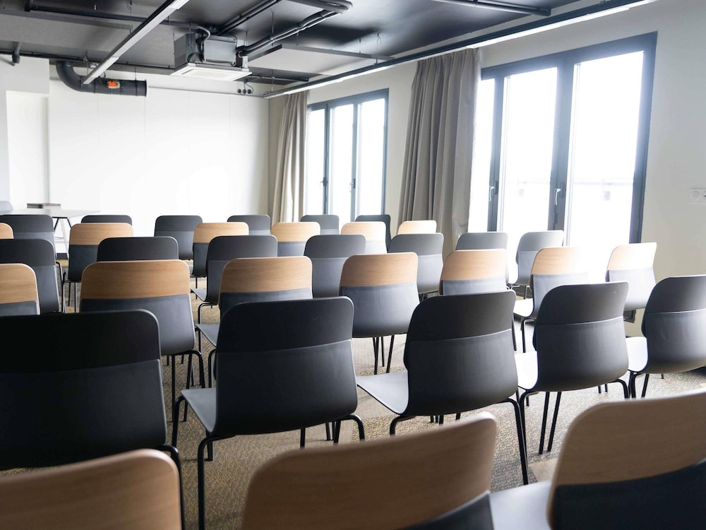 Ibis Styles Dreux Centre Gare 42/50
