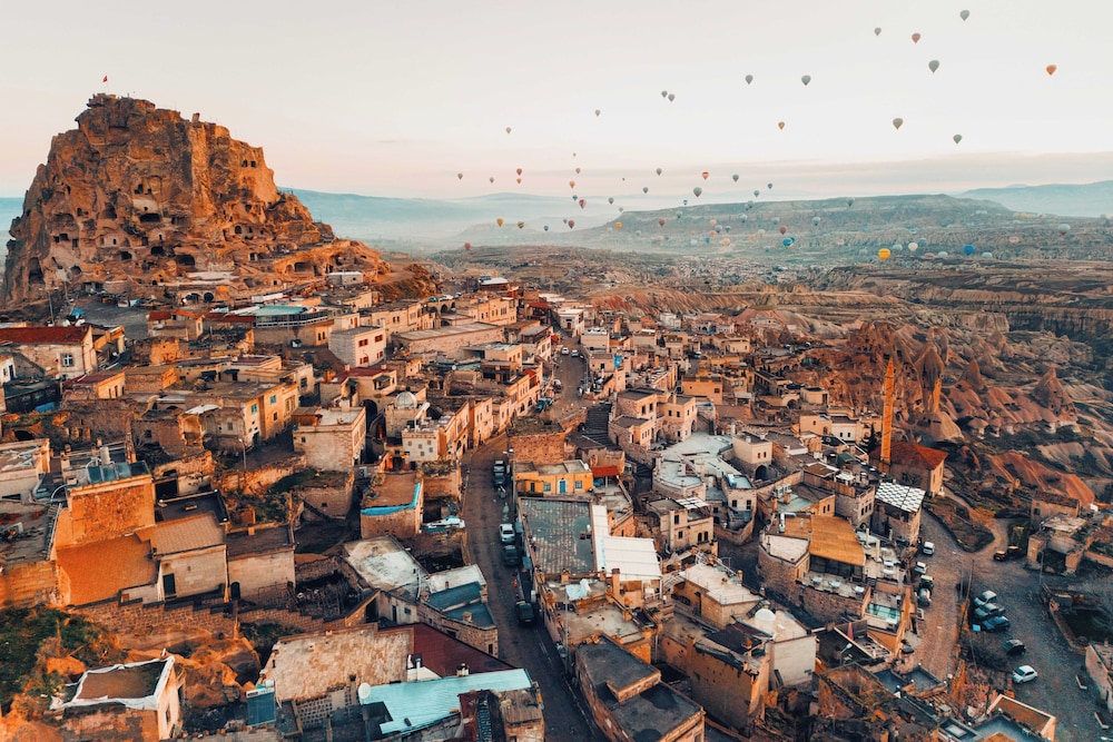 Peristyle Cave Cappadocia 45/49