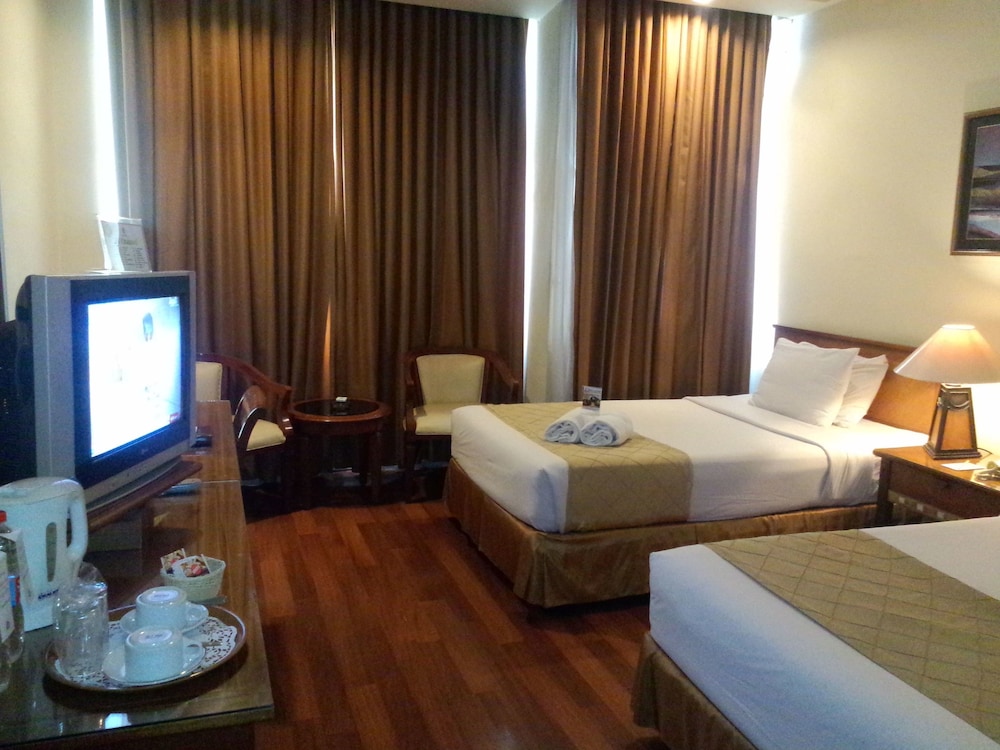 Bintang Wisata Mandiri 12/36