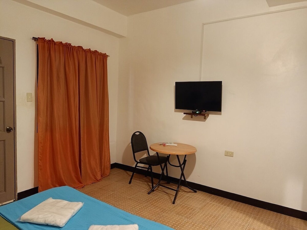 MB s Garden Inn 42/54