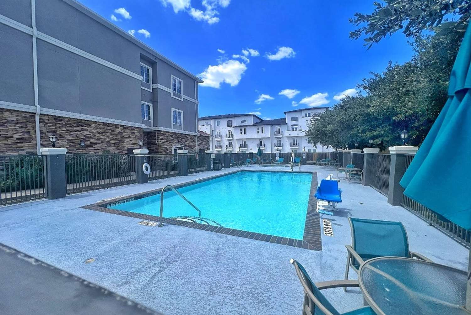 La Quinta Inn & Suites by Wyndham Houston Energy Corridor 26/61