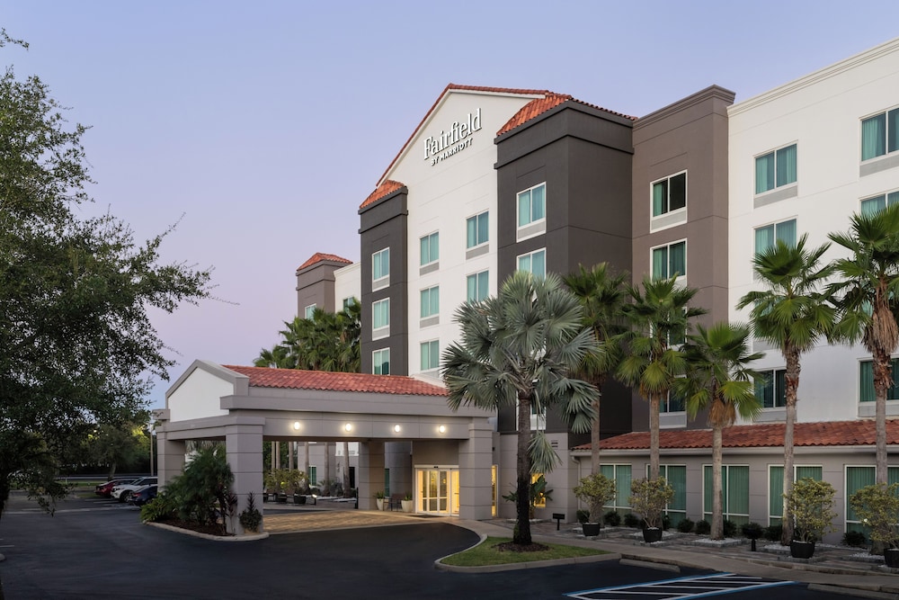 Fairfield Inn Suites Jacksonville Butler Boulevard 4/50