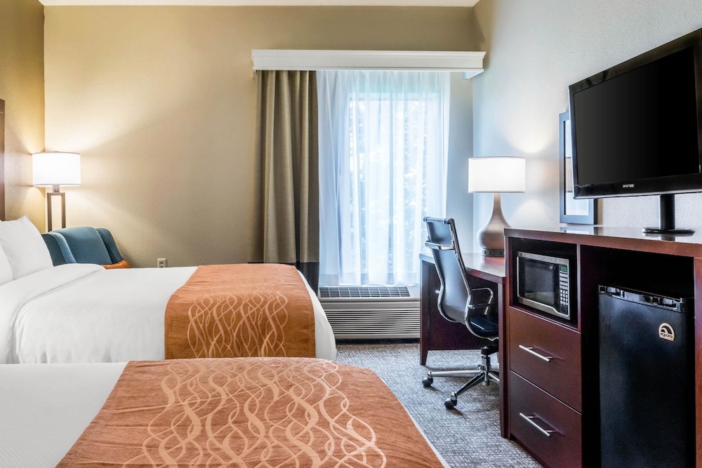 Comfort Inn Chambersburg North 16/62