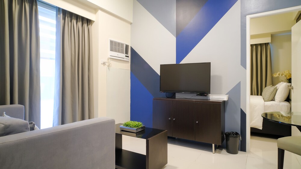 Premium Residence The Currency Ortigas 36/50