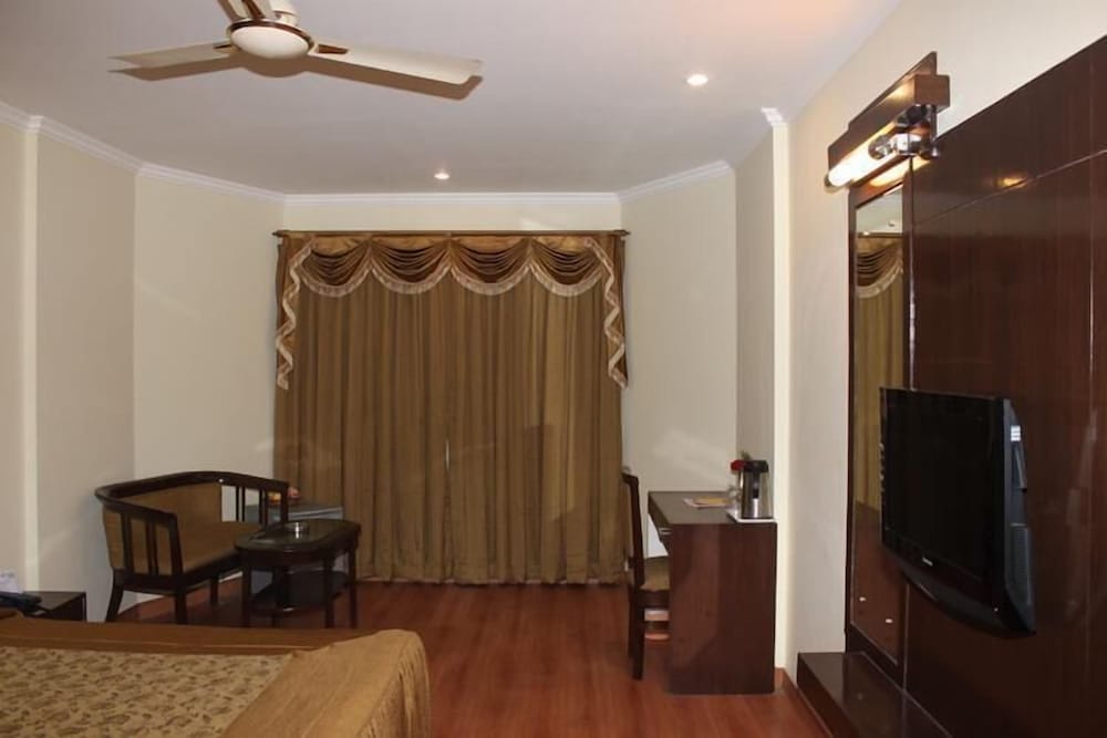 Vaibhav Hotel 20/46