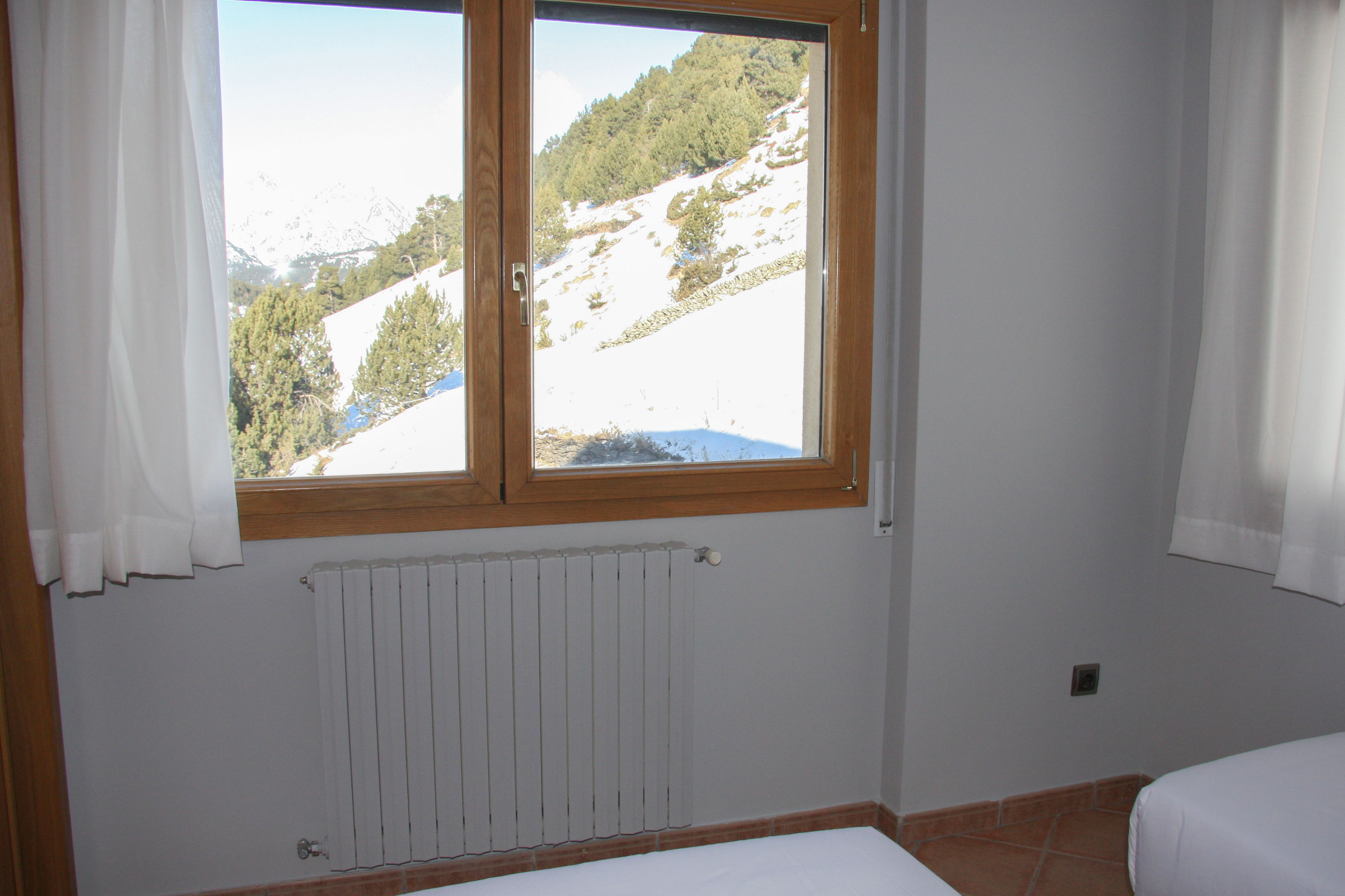 APARTAMENTOS GLAC SOLDEU 3000 28/38