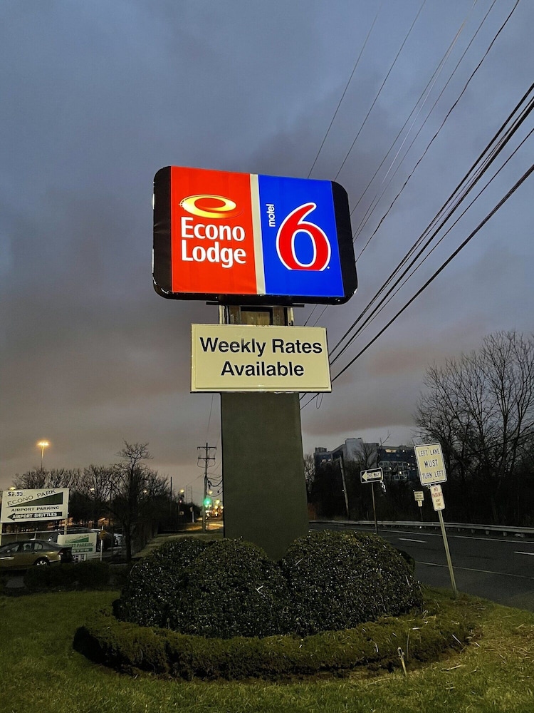 Motel6 Lester, PA - Philadelphia Airport in ESSINGTON - PA