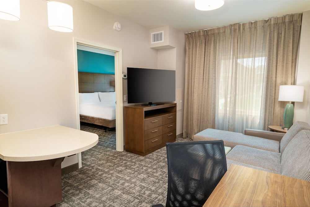 Staybridge Suites Newark - Fremont 34/54