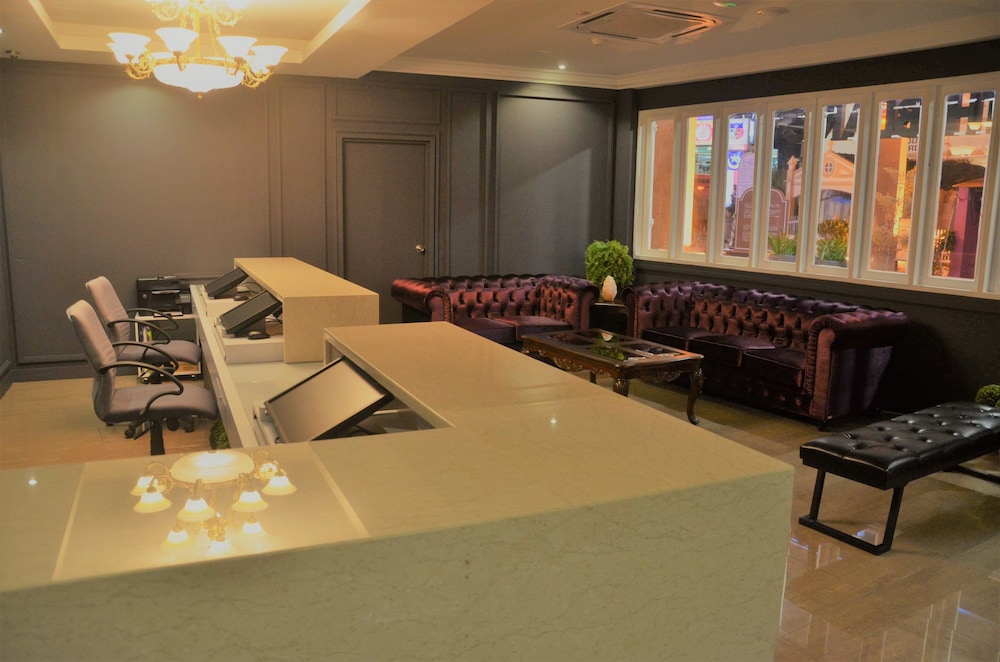 Theblanc Boutique Hotel 35/42