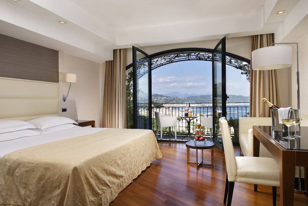 Raito Hotel 79/133