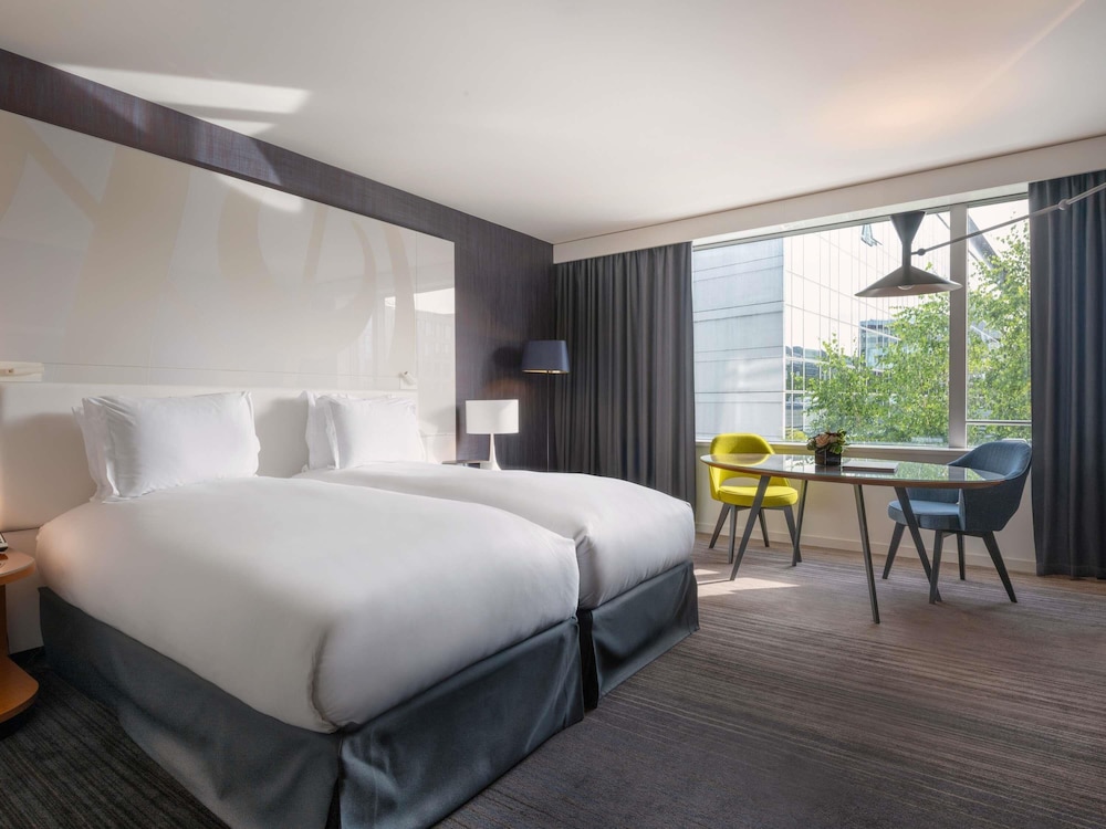 SUPERIOR, TWIN BEDS
