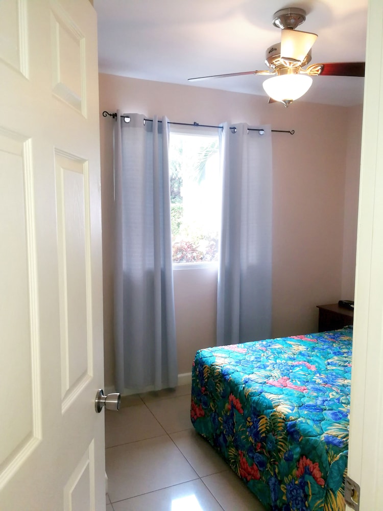 Agua Clara Eco Suites 12/65