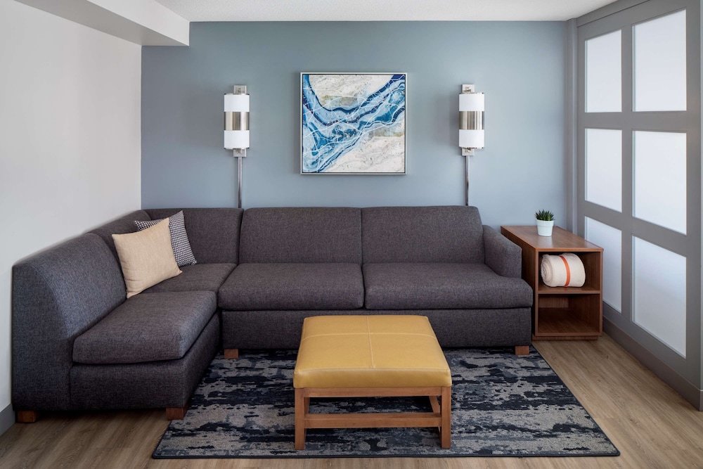 Hyatt Place Long Island East End 26/44