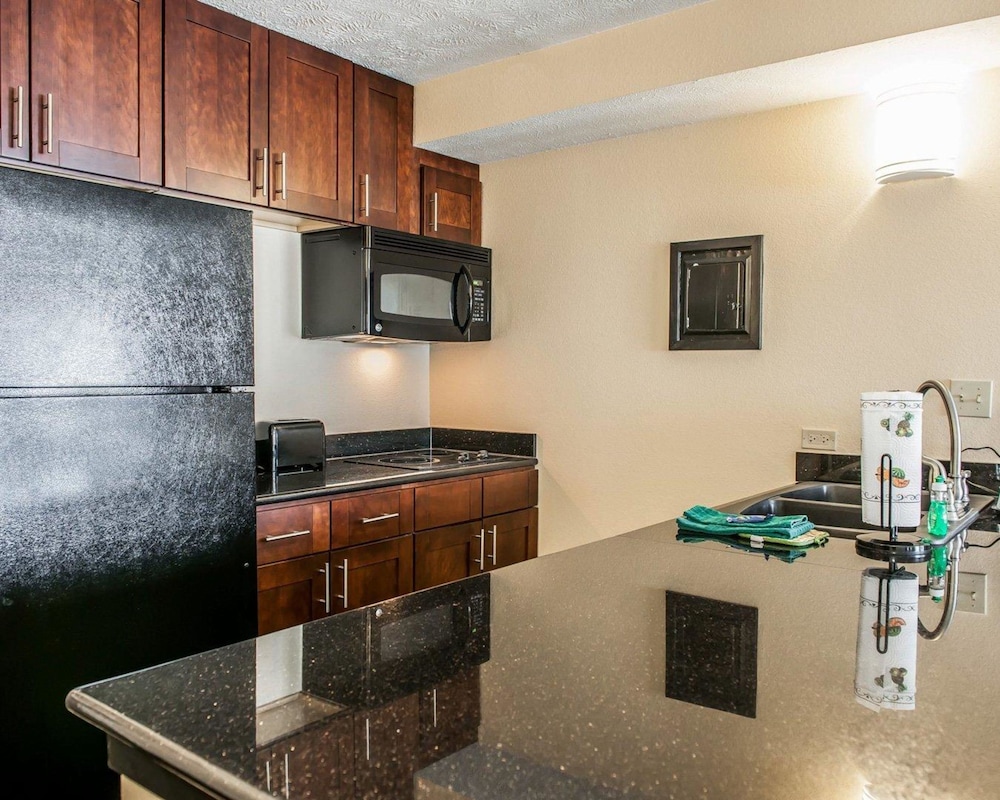 Quality Inn Suites Mattoon 35/39