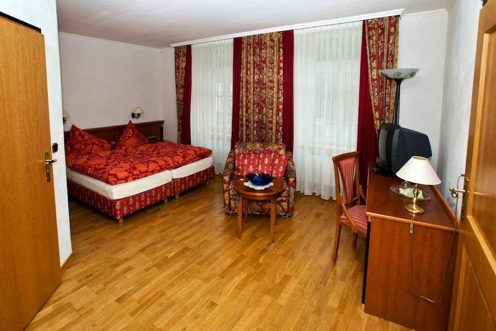Mosellandhotel Im Enderttal Zum Onkel Willi 19/37