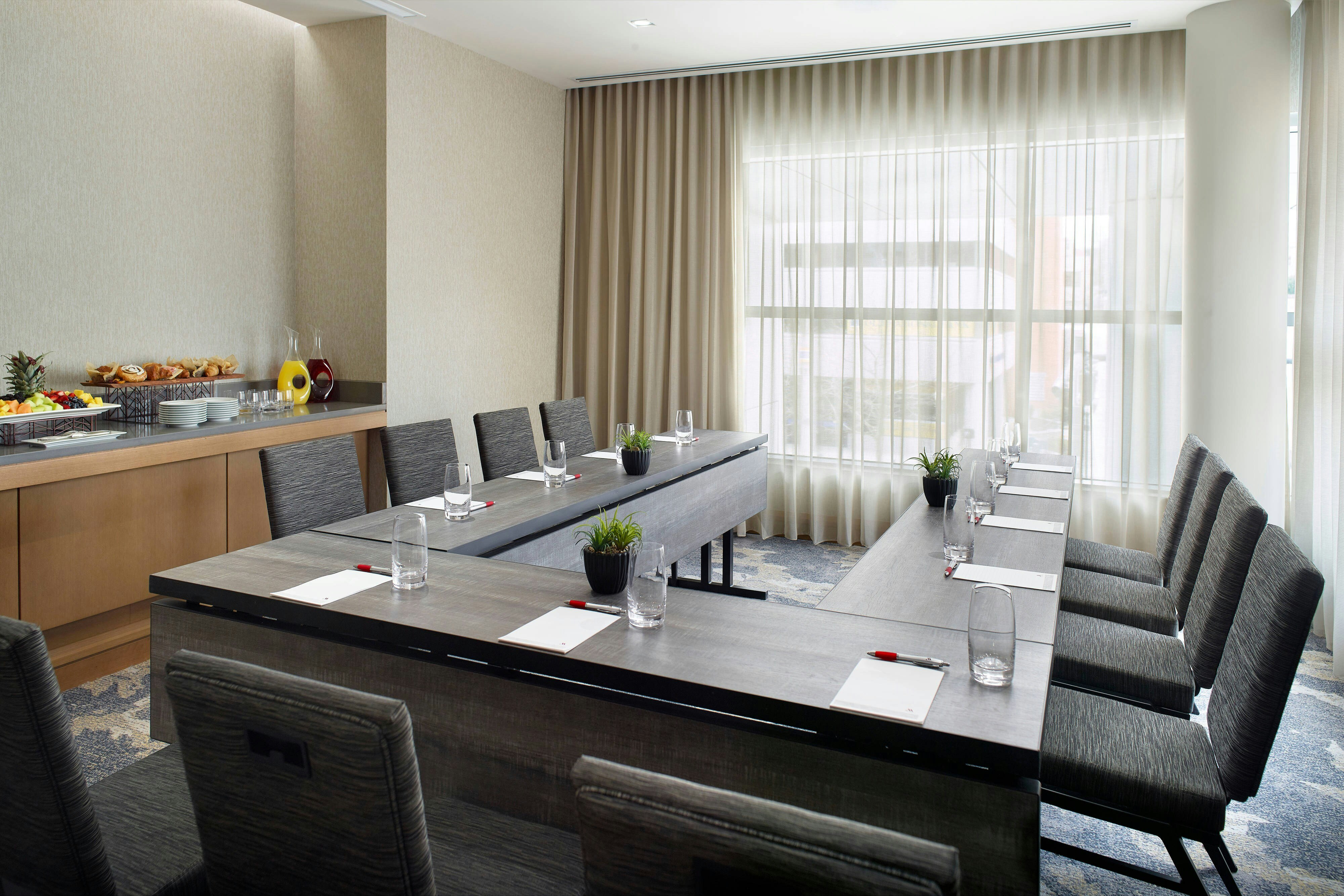 Lexington Marriott City Center 23/25
