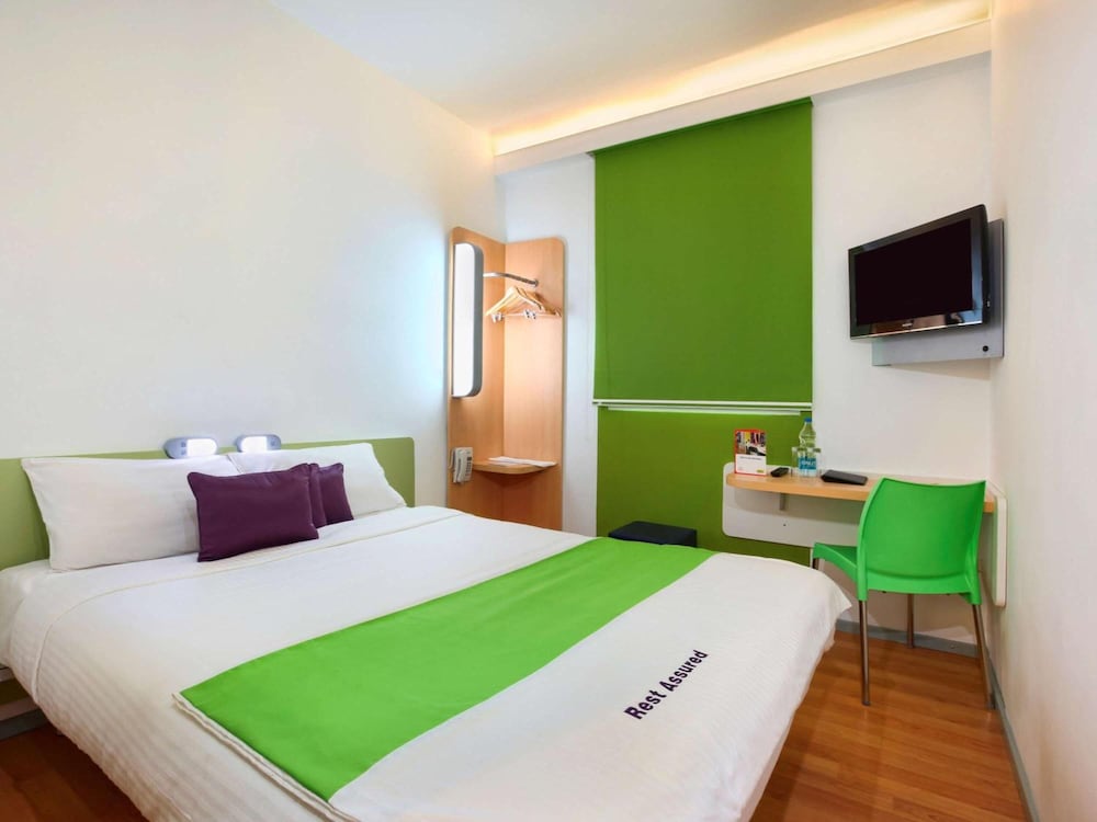 Hotel Caspia Pro 10/25