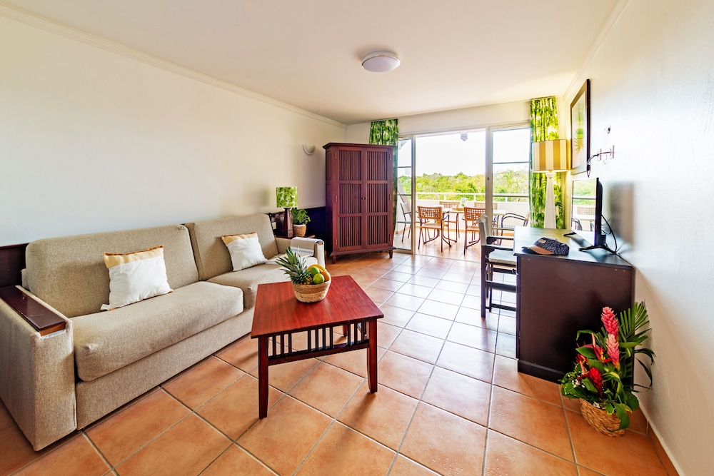 Pierre Vacances Sainte Anne Holiday Village 28/50