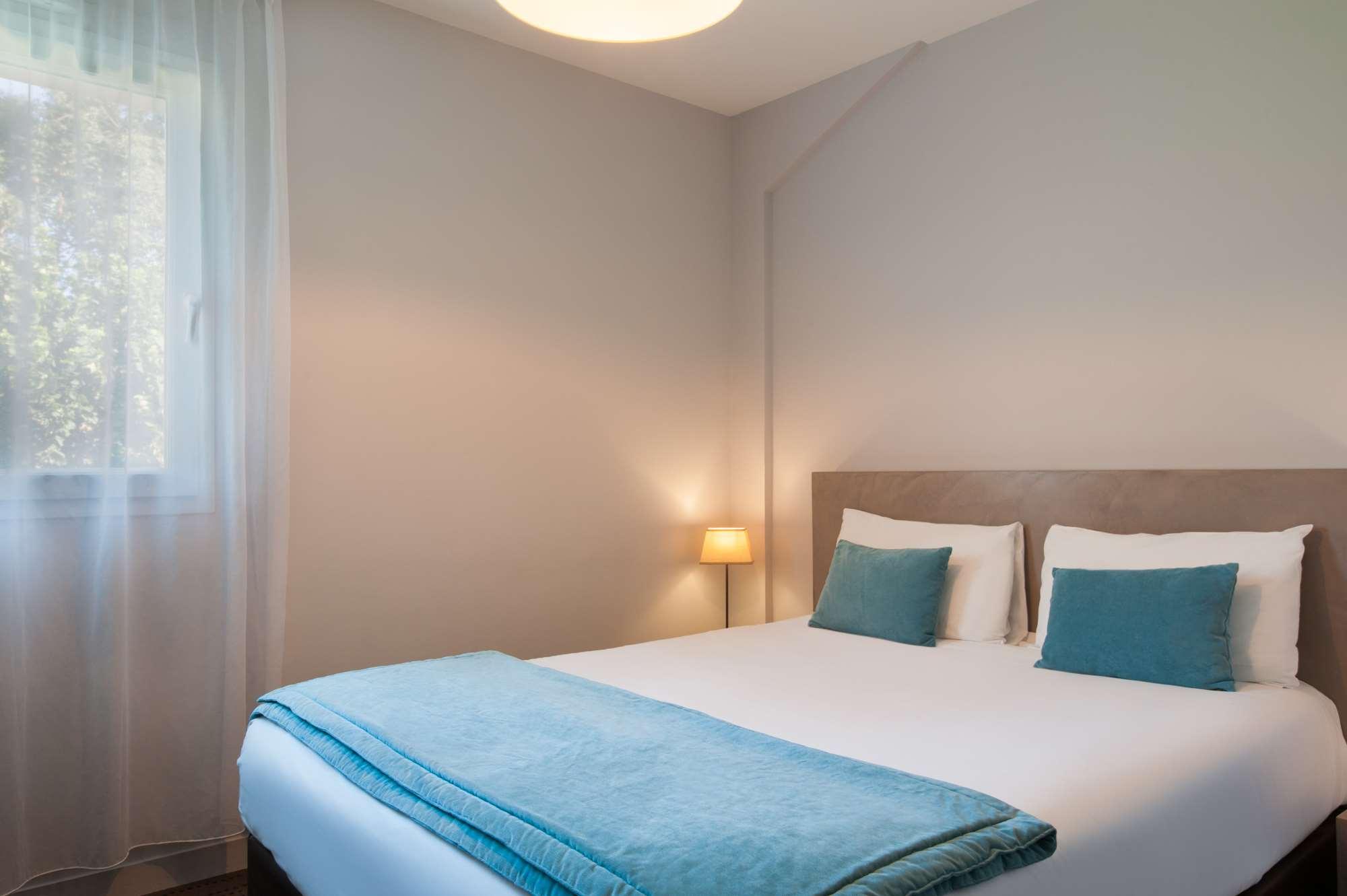 Hotel The Originals Niort La Grange 12/50
