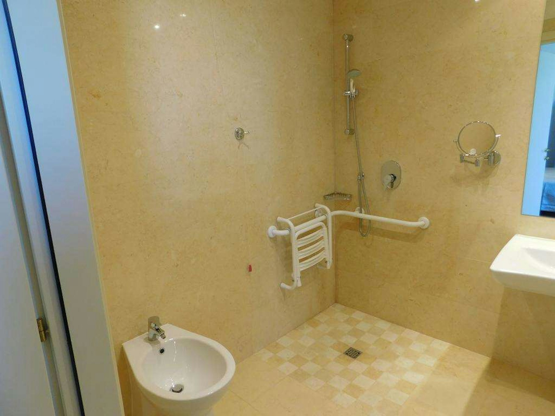 Palace Hotel la Conchiglia D Oro 72/76