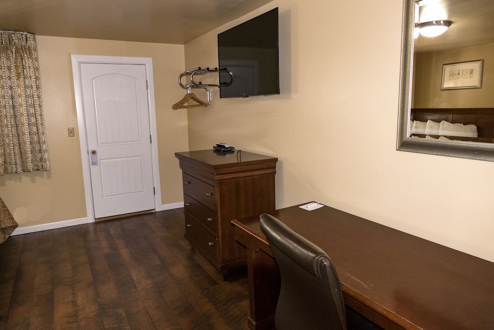 Abram Inn & Suites 47/65