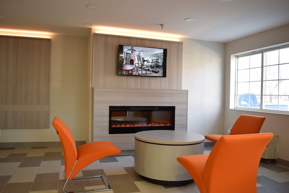 Microtel Inn And Suites Raleigh 39/60
