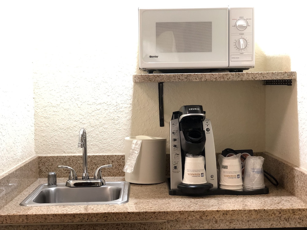 Best Western Gateway Grand 48/54