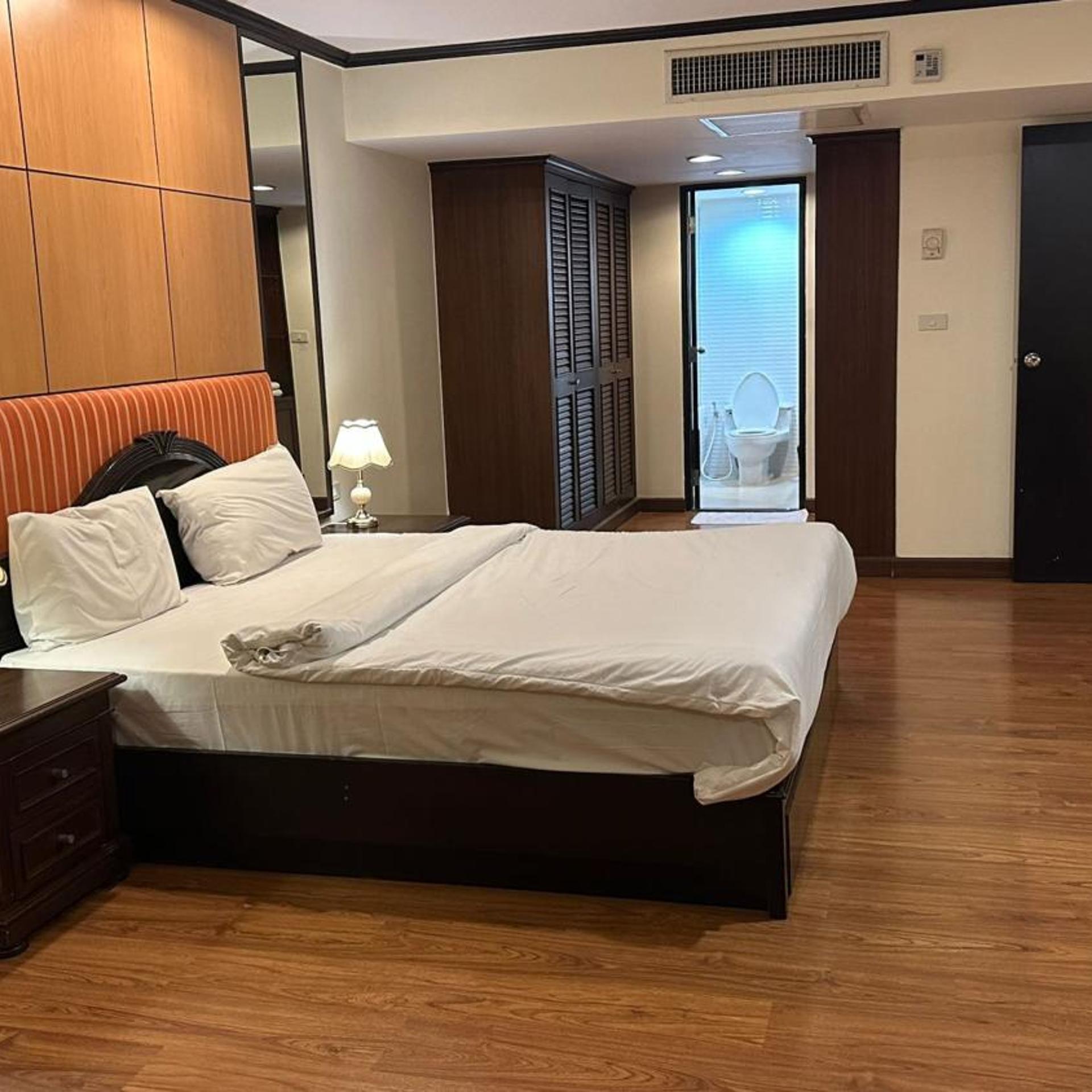 OMNI TOWER SUKHUMVIT NANA BY COMPASS HOSPITALITY 22/61