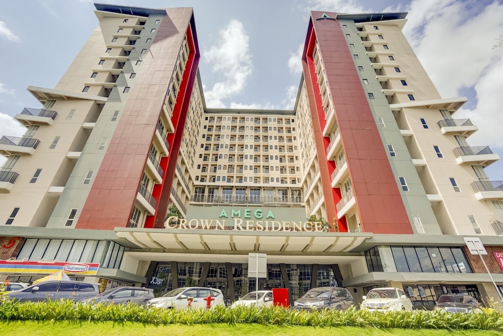 Super OYO Collection O 30 Amega Crown Sub in SURABAYA