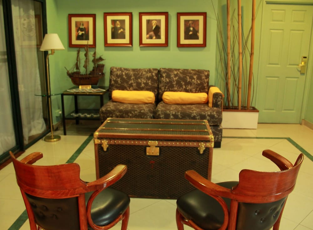 MAYFLOWER SUITES 29/42