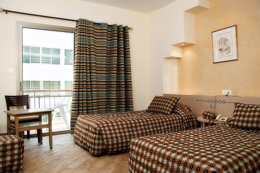 Marble Tower Hotel, Beirut 19/49