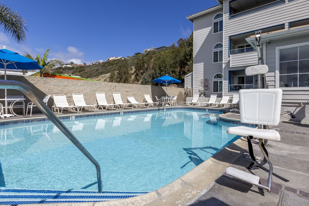 Capistrano Surfside Inn 3/83