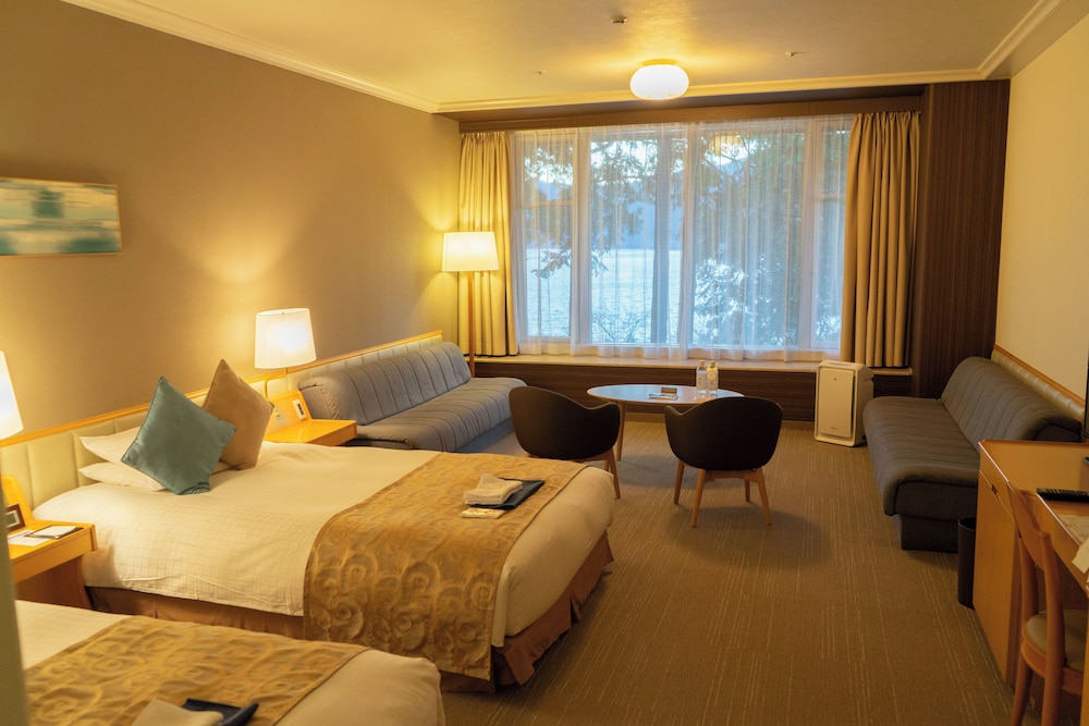 SUPERIOR, QUADRUPLE, 2 DOUBLE BEDS