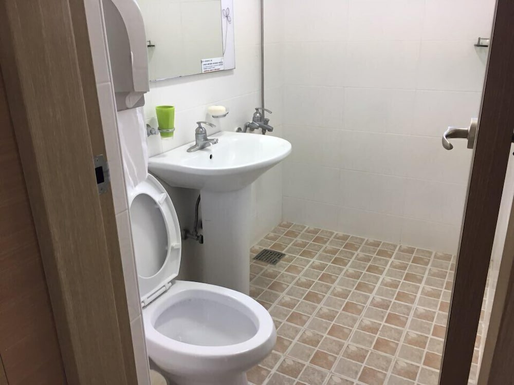 Olle Tourist Hotel 40/40