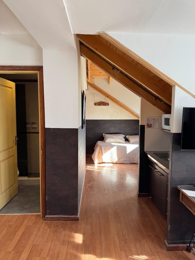 Meulen Hosteria & Apart 9/65