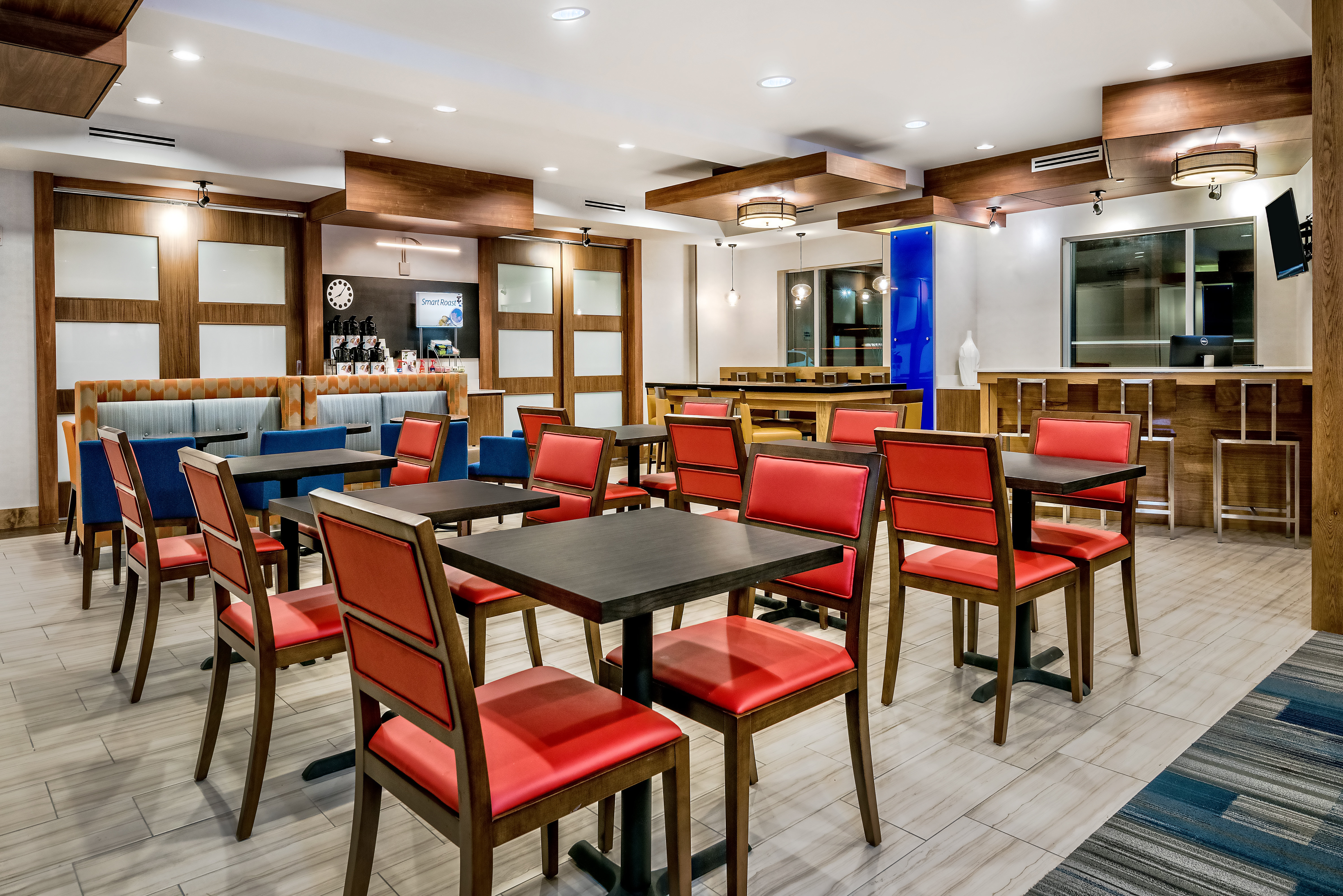 Holiday Inn Express & Suites Round Rock - Austin N 36/52