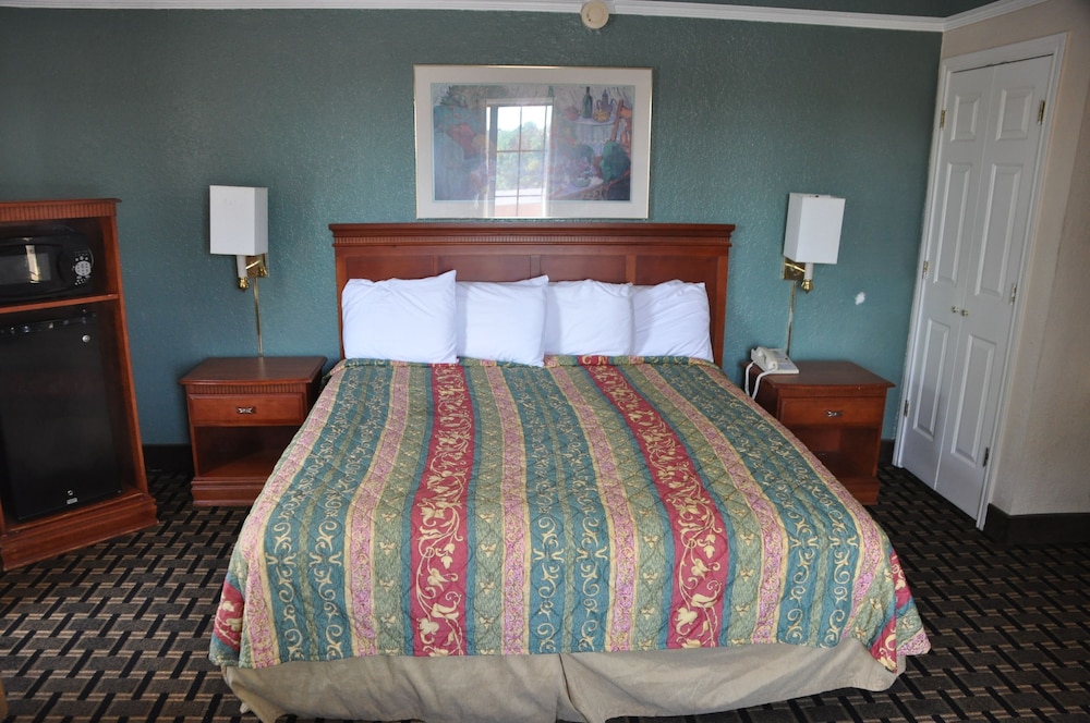 Bhagat Hotels Stone Mountain Atlanta BW Signature Collection 21/35