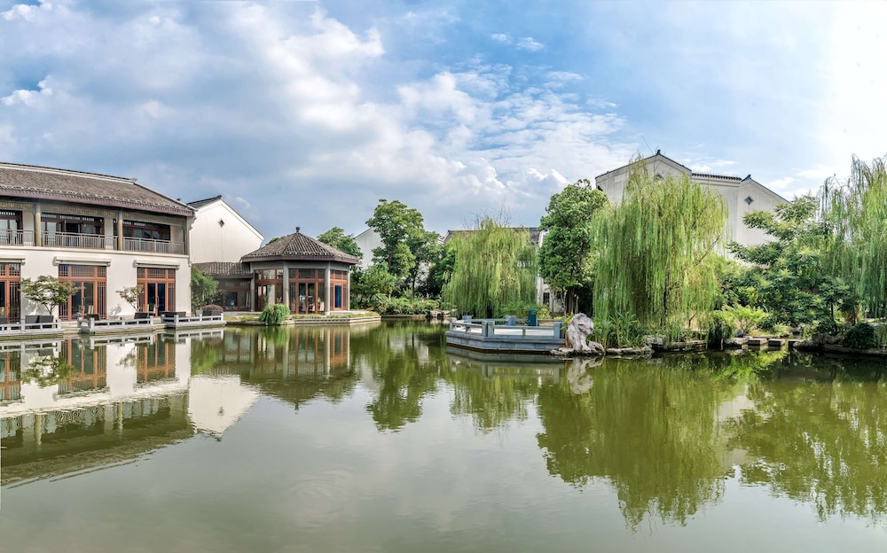 Radisson Blu Resort Wetland Park Wuxi 45/49
