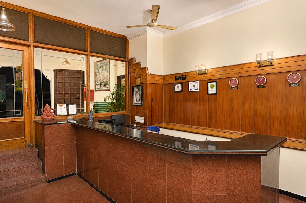 Hotel Sarovar 7/50