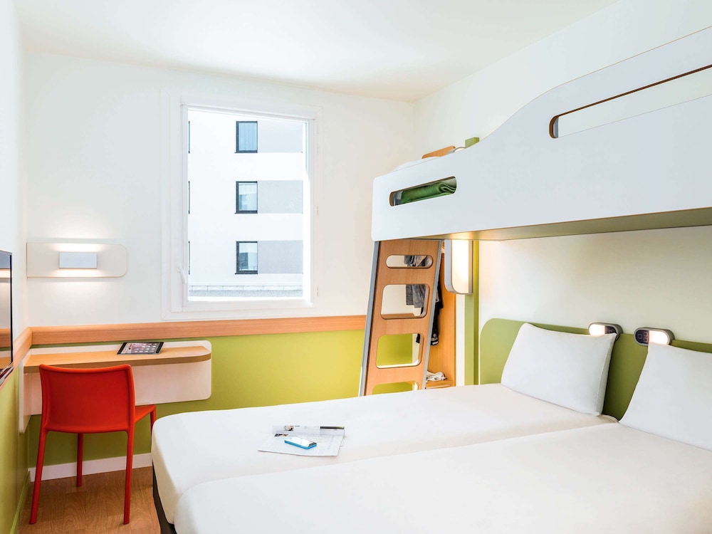 Ibis Budget Saint Quentin En Yvelines Velodrome 18/58