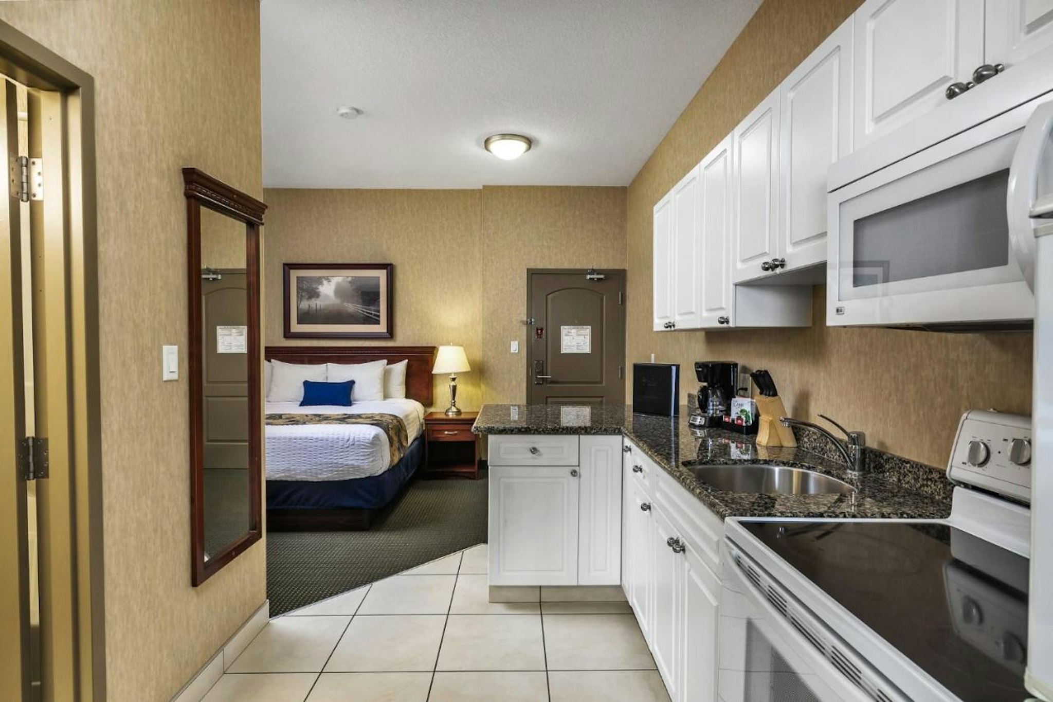 Redwood Inn Suites Grande Prairie 61/61