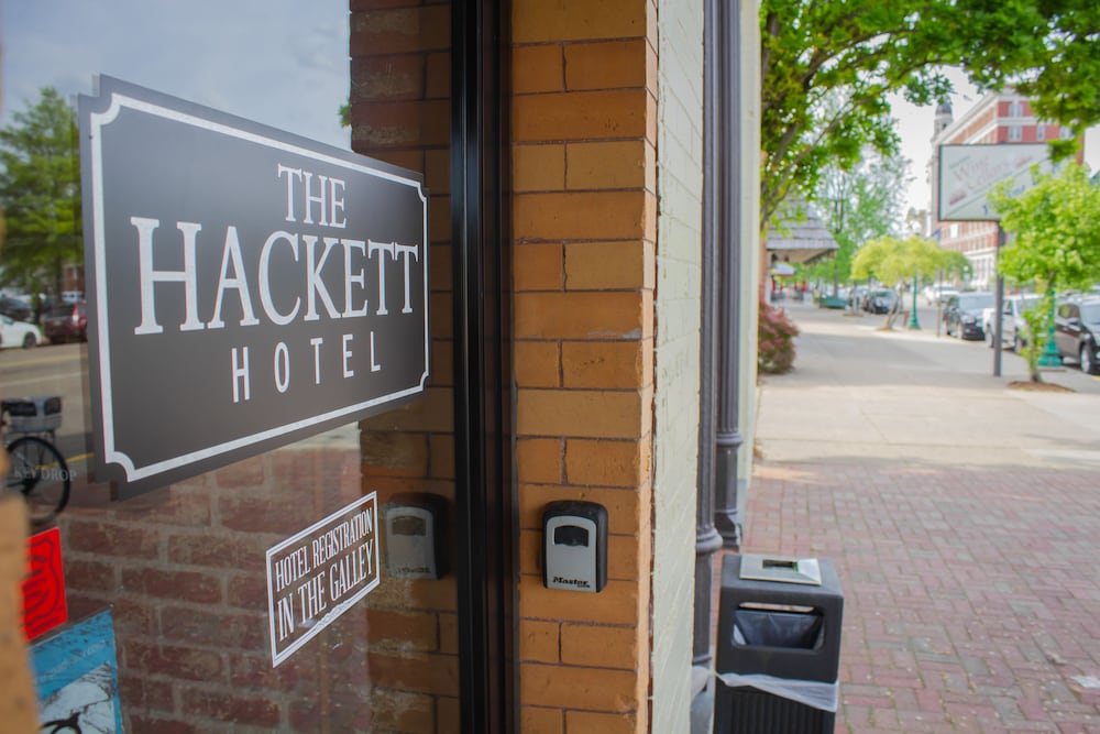 The Hackett Hotel 3/34