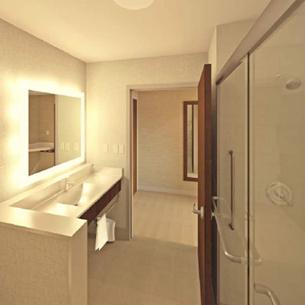 Holiday Inn Express Suites Litchfield West 15/56