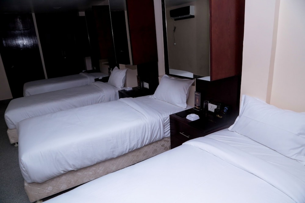 Hotel The Raso 16/28