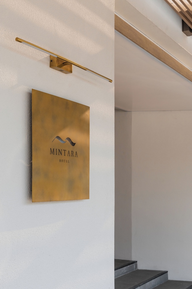 Mintara Hotel 37/57