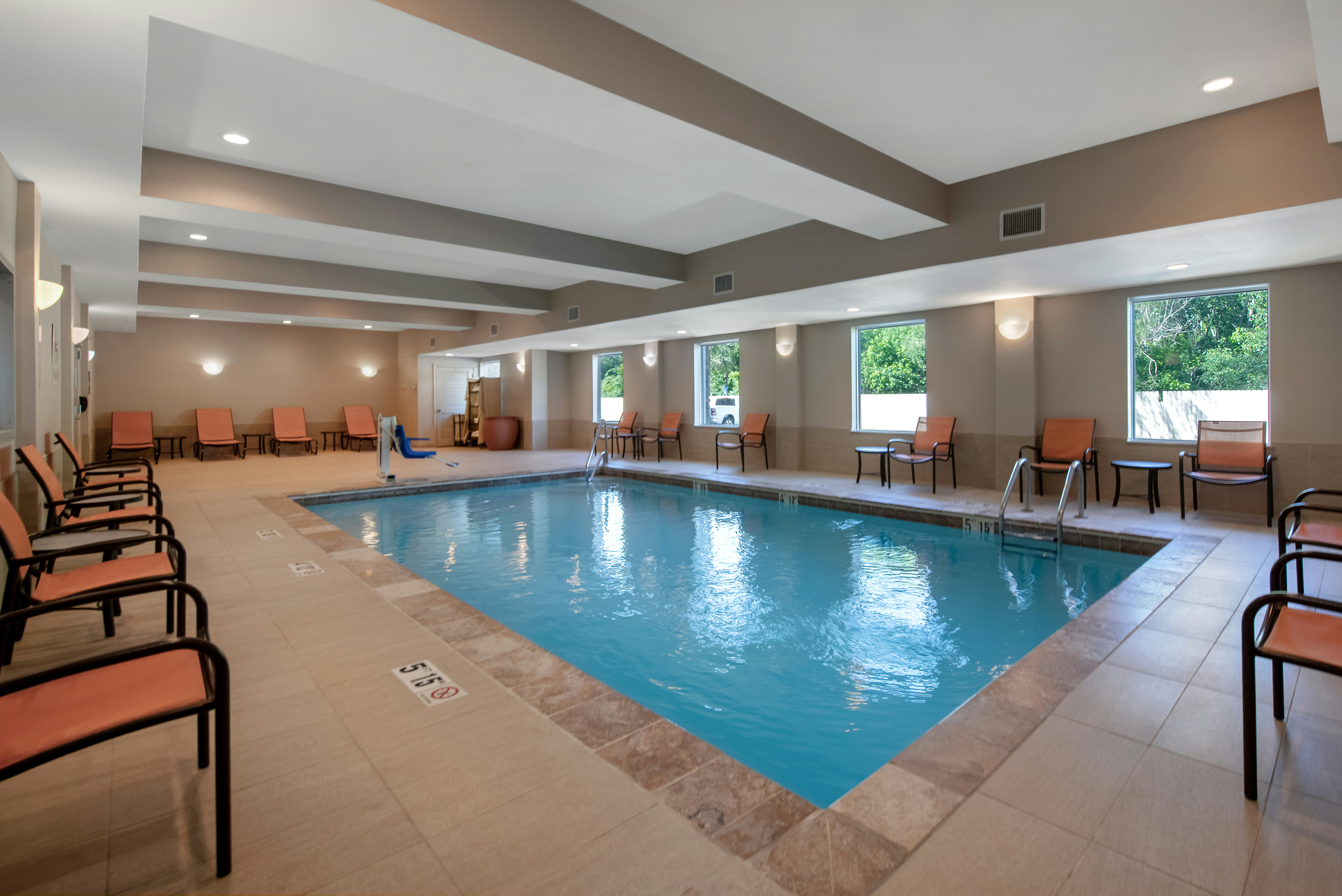 Hampton Inn Suites Harvey New Orleans West Bank 21/57