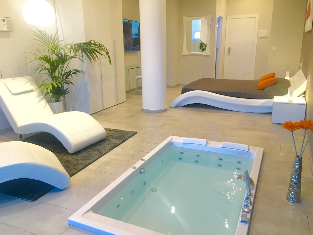 Hotel Petit Mirador 25/66