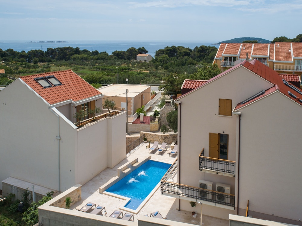 Casa Laurea 39/50