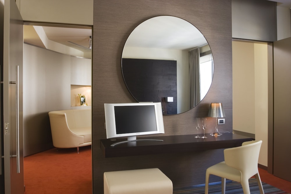 Unahotels T Hotel Cagliari 56/62